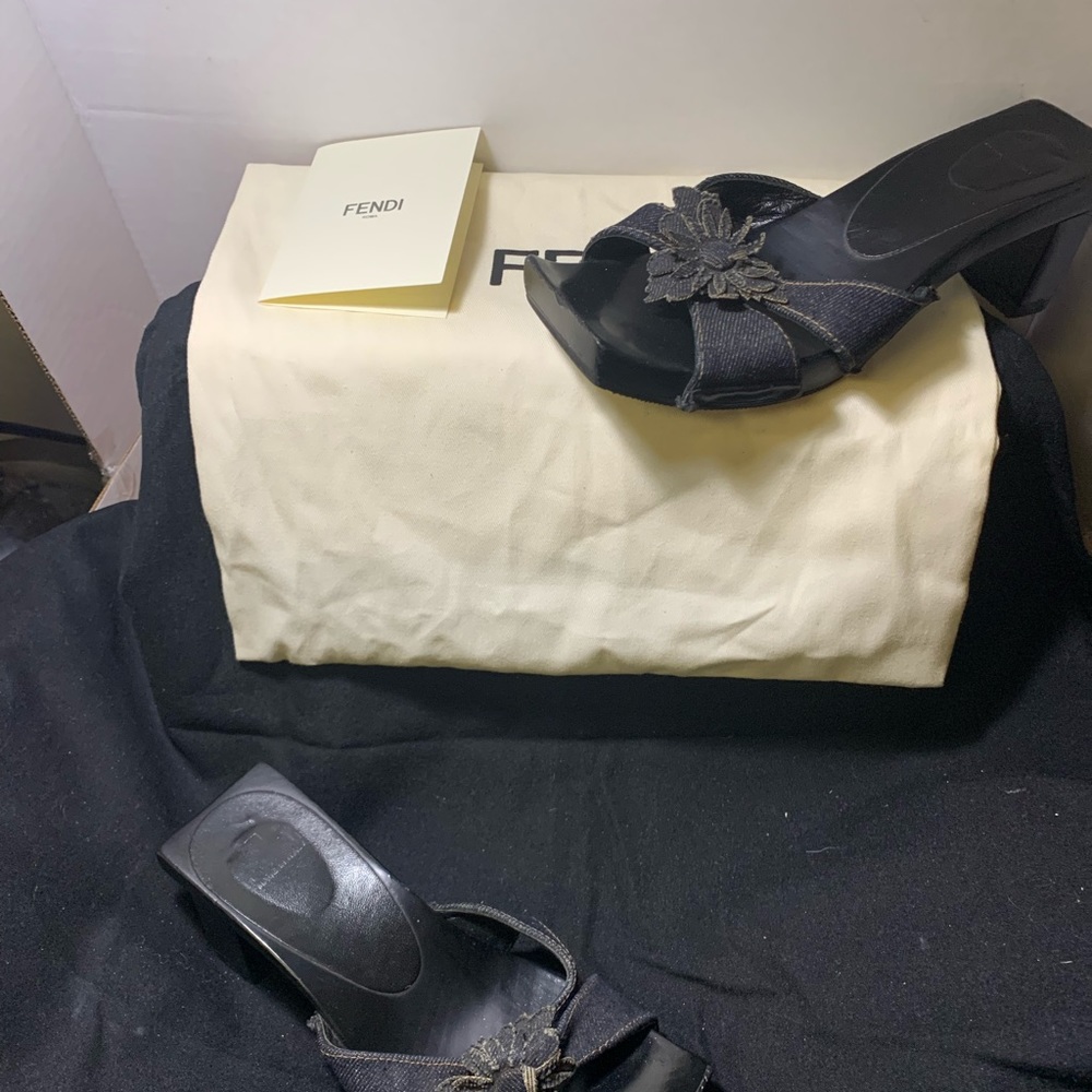Fendi‎ denim flower Logo heel sandals 36 - Picture 13 of 13